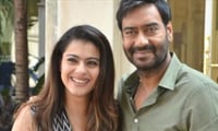 ঐতিহাসিক ছবিতে অজয় কাজল একসাথে 